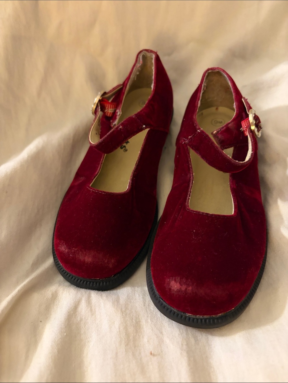 Sprockets Girls' Velvet Mary Jane Dress Shoes in Rich Red